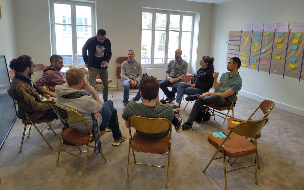 Distributed teams